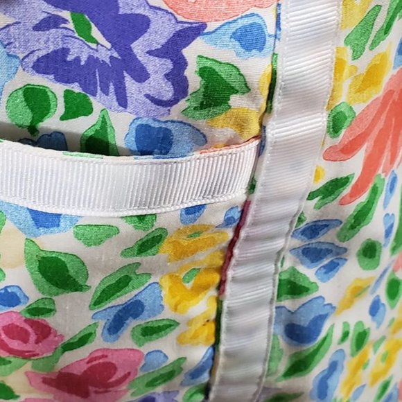 Pocketed Pastel Floral Zipup Elastic Waist Skirt - Picture 2 of 3